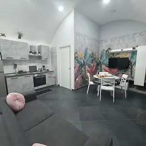 A' Casa Mij , Napoli Italia