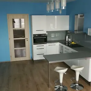 https://big-apartment-rezidence-eliska.praguehotelsweb.com